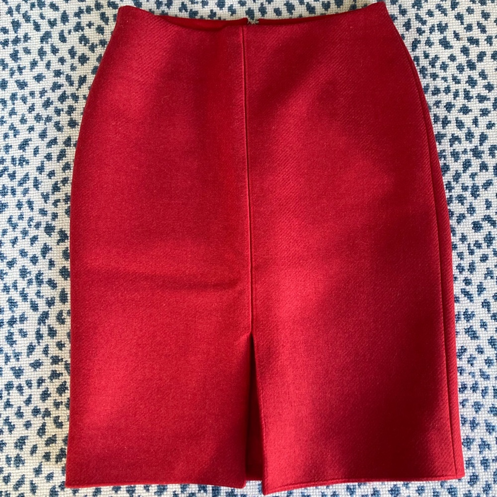 Carven • Size 36 (fits like a US 0/2) • Red Wool & Polyester Skirt
